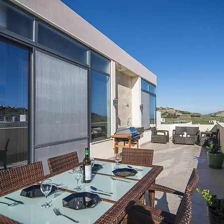 Apartman Romantic Penthouse *