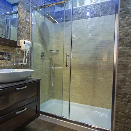 Romantic Penthouse *